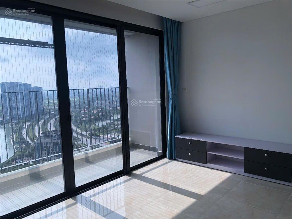 Cần tiền bán gấp chung cư vinhomes dcapitale trần duy hưng 85m 3n2w full đồ sổ đỏ  0915 394 ***