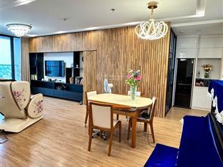 Bán chung cư m2 vinhomes metropolis liễu giai ba đình 135m 4n3w giá 35,x tỷ sổ đỏ full đồ ở ngay