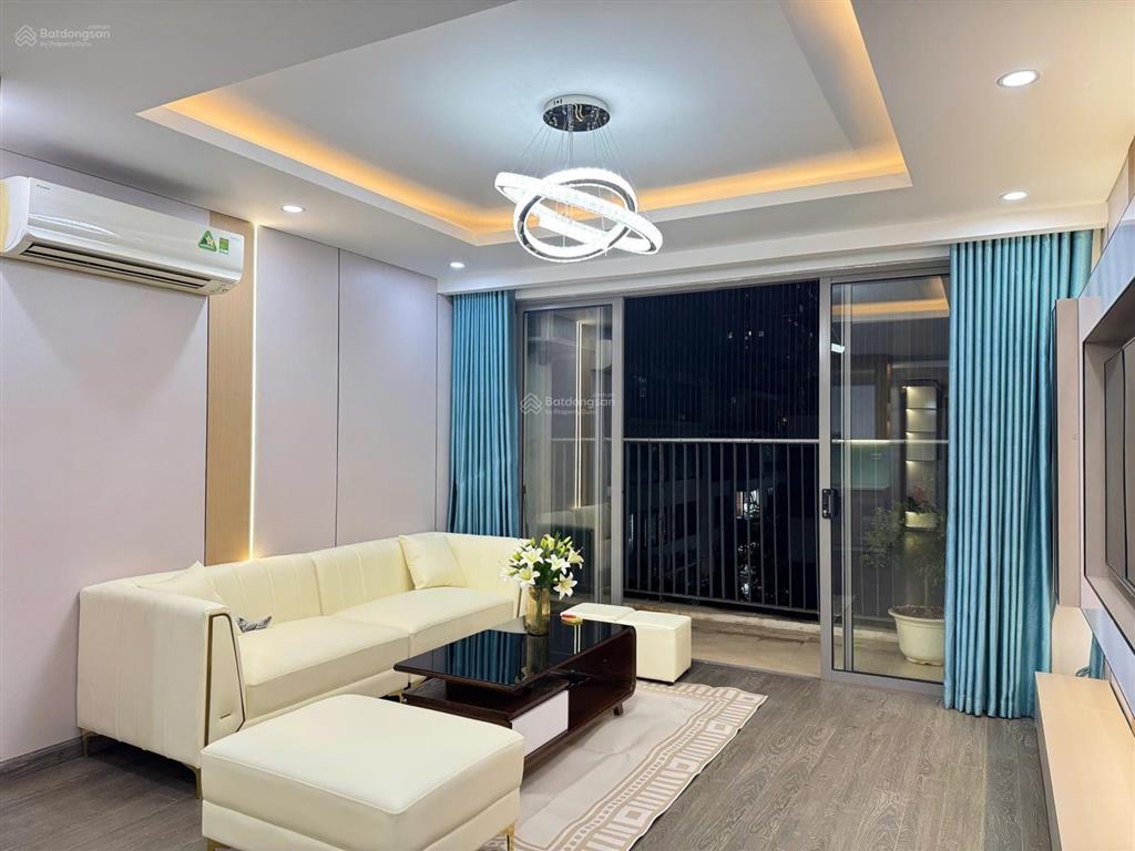 Bán căn chung cư 82 nguyễn tuân tt thanh xuân 98m 3n2w nội thất đầy đủ sổ đỏ cất két nhỉnh 11 tỷ