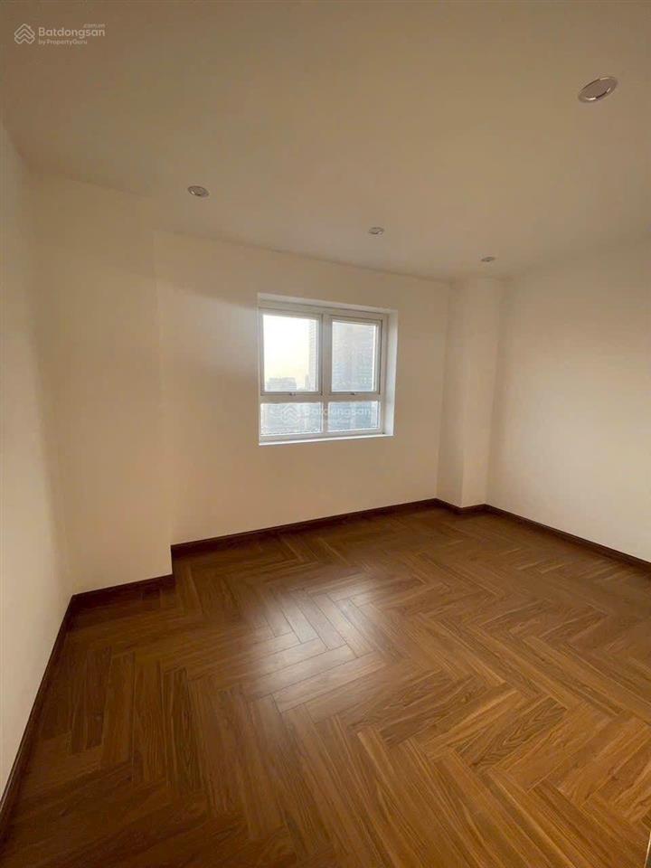 Cần tiền bán gấp chung cư 34t hoàng đạo thuý cầu giấy 162m 3n3w 14,x tỷ sổ đỏ lâu dài  0915 394 ***