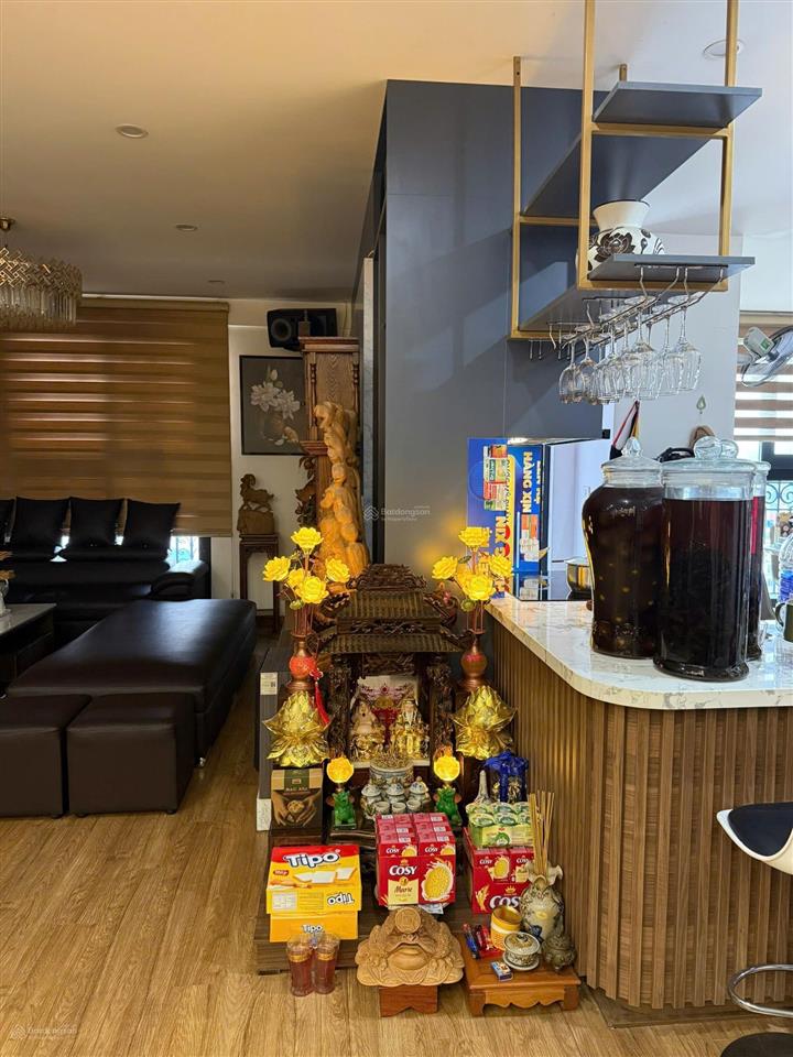 Bán căn chung cư ct8 the emerald mỹ đình 142m 4 ngủ 3w full đồ như ảnh, sổ đỏ nhỉnh 13tỷ 0915 394 ***