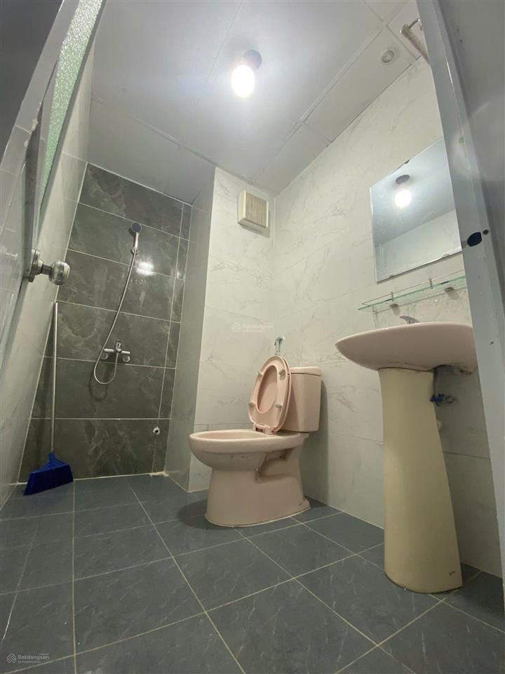 Cần tiền bán gấp chung cư 17t10 nguyễn thị định, cầu giấy 75m full nội thất mới sổ đỏ nhỉnh 6 tỷ