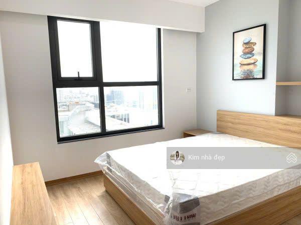 Cần tiền bán gấp 2 ngủ chung cư bonanza 23 duy tân cầu giấy 75m 2n2w nhỉnh 5 tỷ nội thất như hình