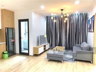 Cần tiền bán gấp 2 ngủ chung cư bonanza 23 duy tân cầu giấy 75m 2n2w nhỉnh 5 tỷ nội thất như hình