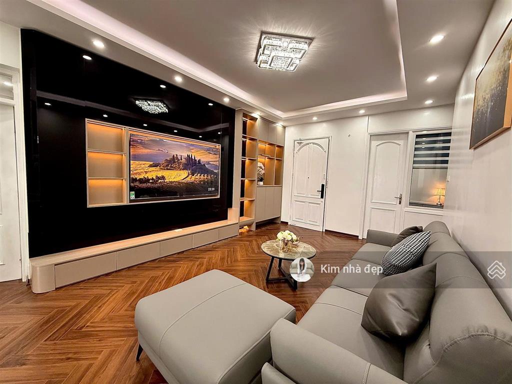 Chính chủ bán căn hộ trung hòa nhânchính 18t1 lê văn lương 117m 3n2w full đồ mới sổ đỏ nhỉnh 10 tỷ