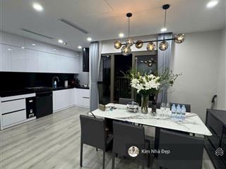 Cần tiền bán gấp chung cư b11d nam trung yên,cầu giấy 2n2w nhỉnh 6 tỷ nội thất mới sổ đỏ 0915 394 ***