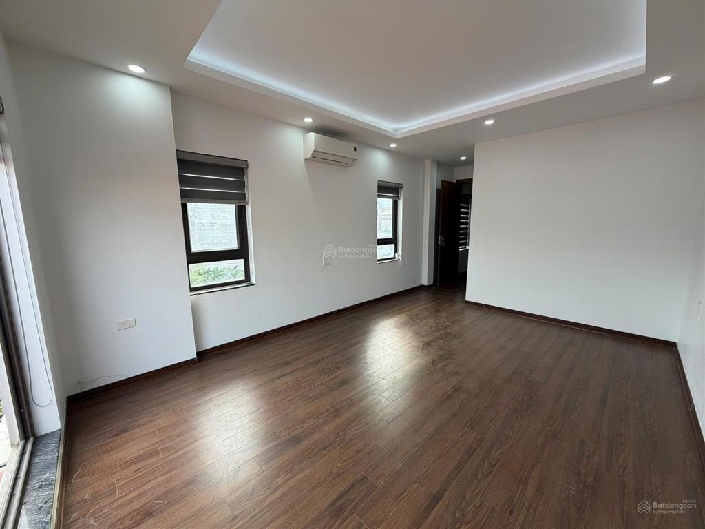 Nhà riêng 4pn, 4wc, 35m2 tại cự khối , long biên, hà nội, giá 8 tỷ vnd