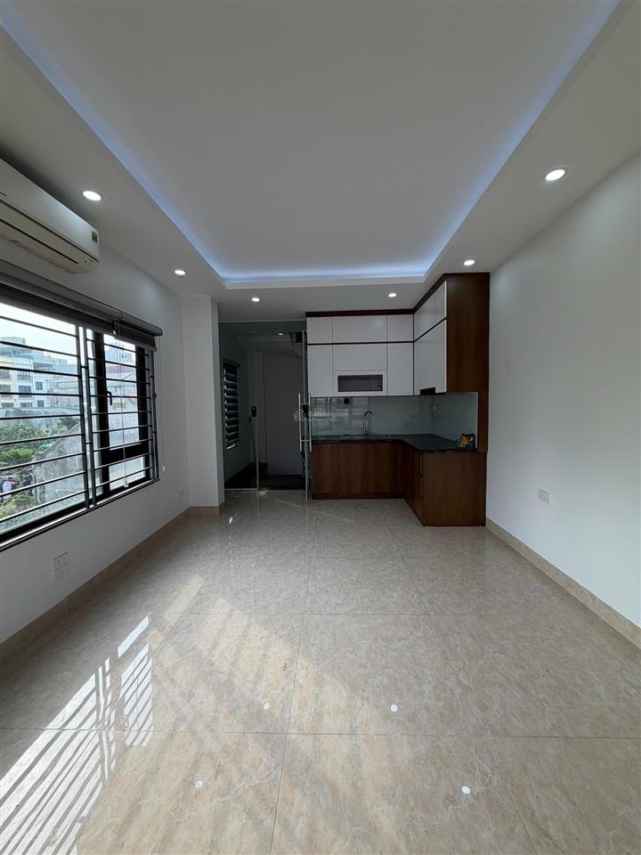 Nhà riêng 4pn, 4wc, 35m2 tại cự khối , long biên, hà nội, giá 8 tỷ vnd