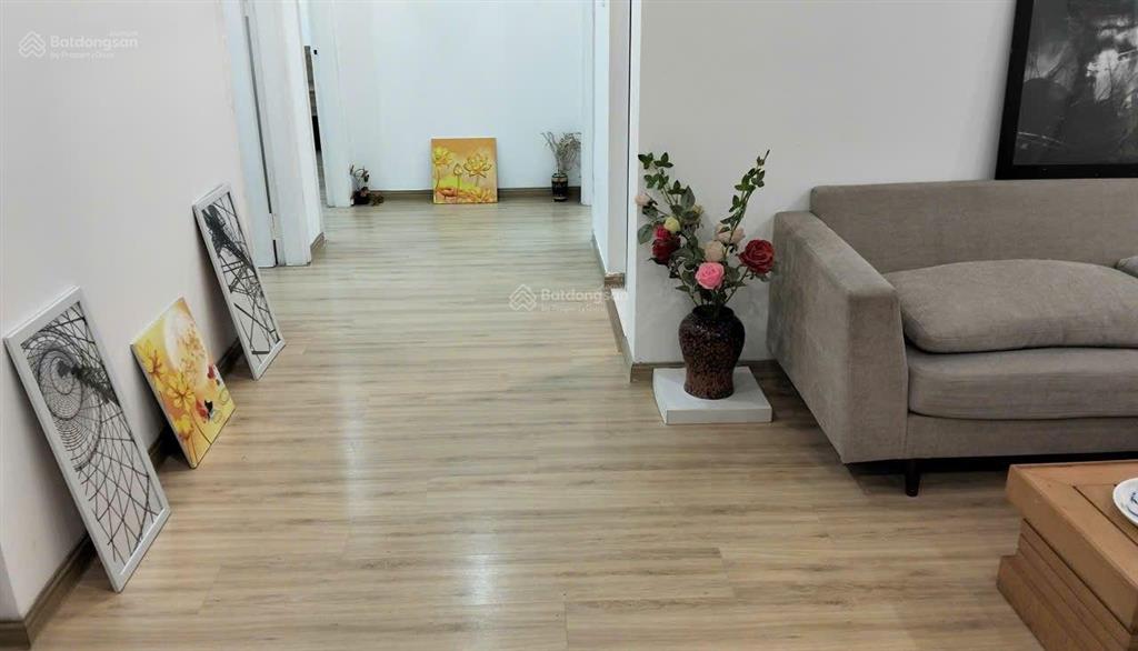 Bán căn hộ 84m2 việt hưng  3ngủ. full nội thất. không khí trong lành. giá hơn 5tỷ