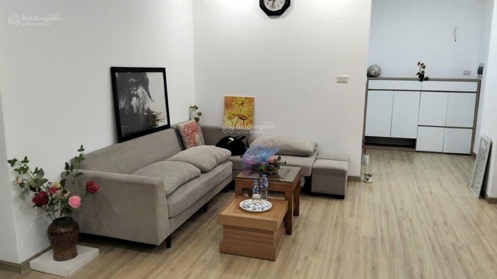 Bán căn hộ 84m2 việt hưng  3ngủ. full nội thất. không khí trong lành. giá hơn 5tỷ