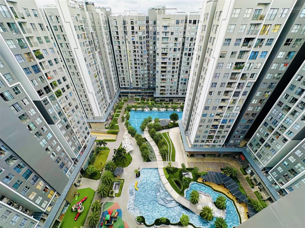 Sổ hồng sang nhượng căn góc 69m2 2pn 2wc. view hồ bơi đón gió mát. sẵn gói nội thất  0906 589 ***