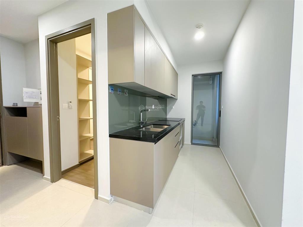 Sổ hồng bán 59m2 2pn 2wc block d + view ubnd công viên thoáng mát + sẵn gói nội thất  0906 589 ***