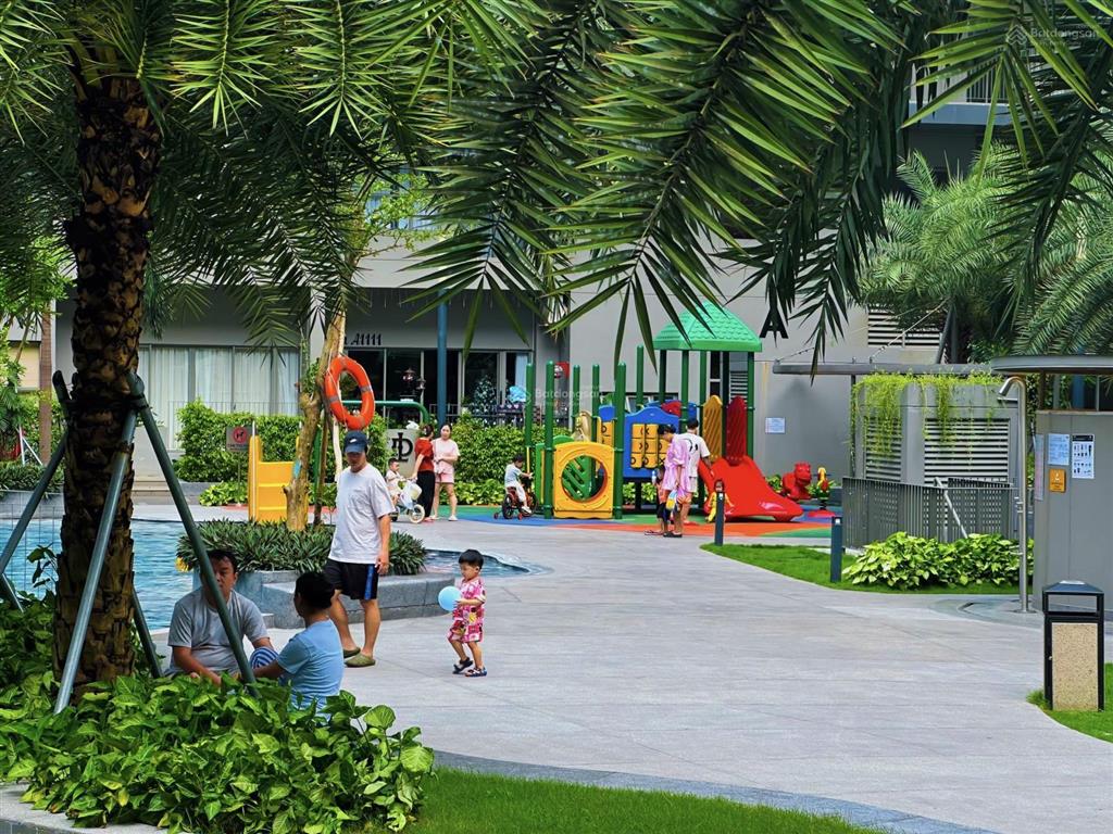 Sổ hồng bán 59m2 2pn 2wc block d + view ubnd công viên thoáng mát + sẵn gói nội thất  0906 589 ***