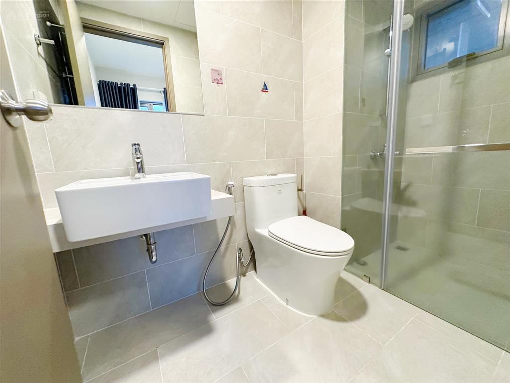 Sổ hồng bán 59m2 2pn 2wc block d + view ubnd công viên thoáng mát + sẵn gói nội thất  0906 589 ***