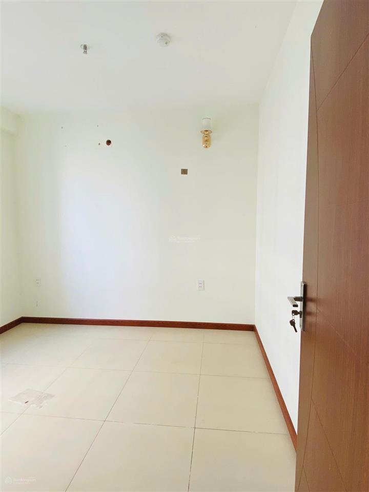 Cho thuê căn hộ iris tower chung cư hòa bình ngay khu vsip 1  giá chỉ 4,5tr nhà mới đẹp, ở ngay