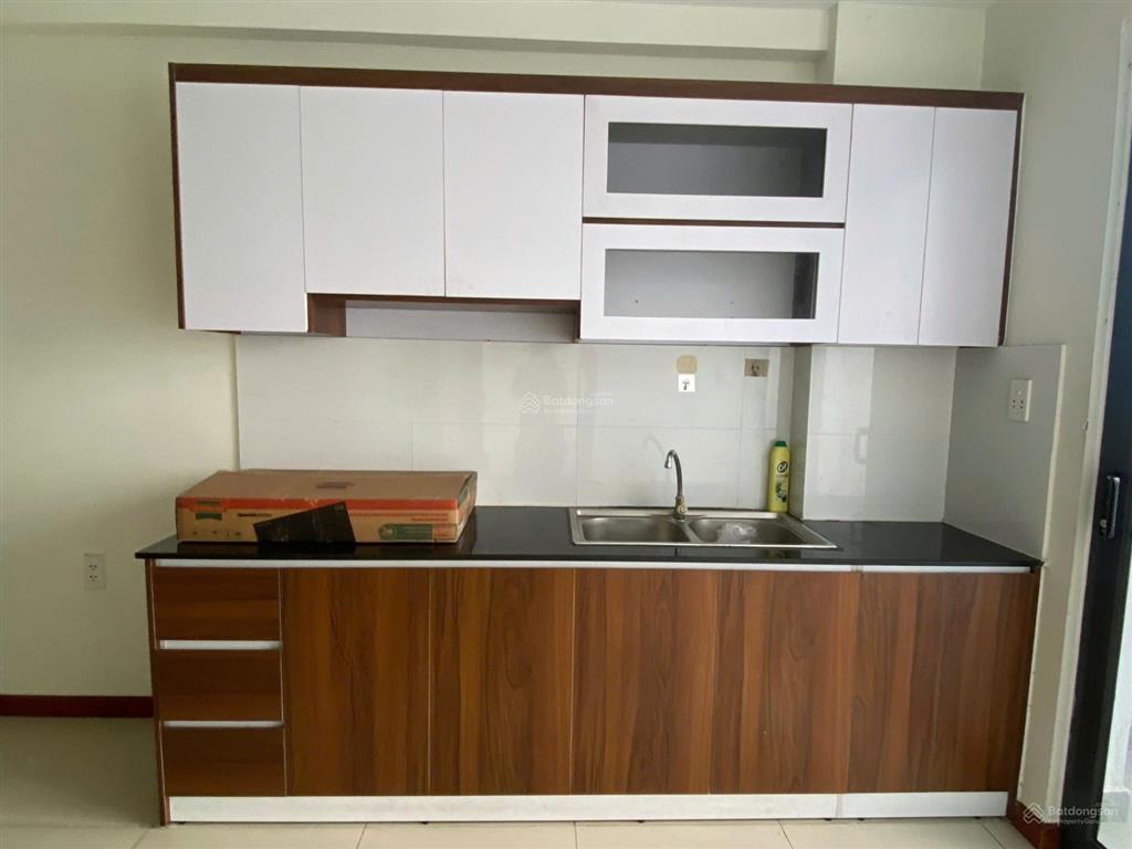 Cho thuê căn hộ iris tower chung cư hòa bình ngay khu vsip 1  giá chỉ 4,5tr nhà mới đẹp, ở ngay