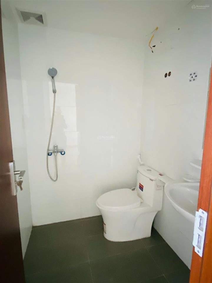 Cho thuê căn hộ iris tower chung cư hòa bình ngay khu vsip 1  giá chỉ 4,5tr nhà mới đẹp, ở ngay