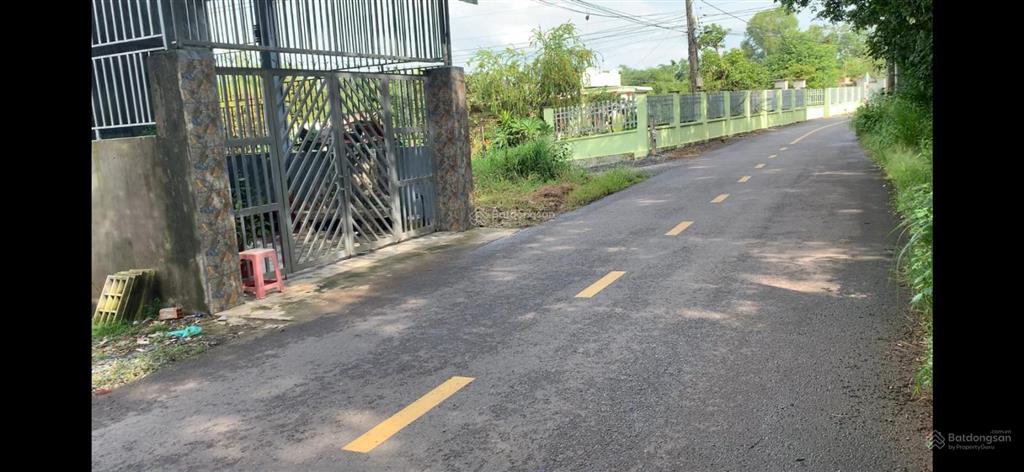 Kẹt tiền cần bán gấp đất mặt tiền