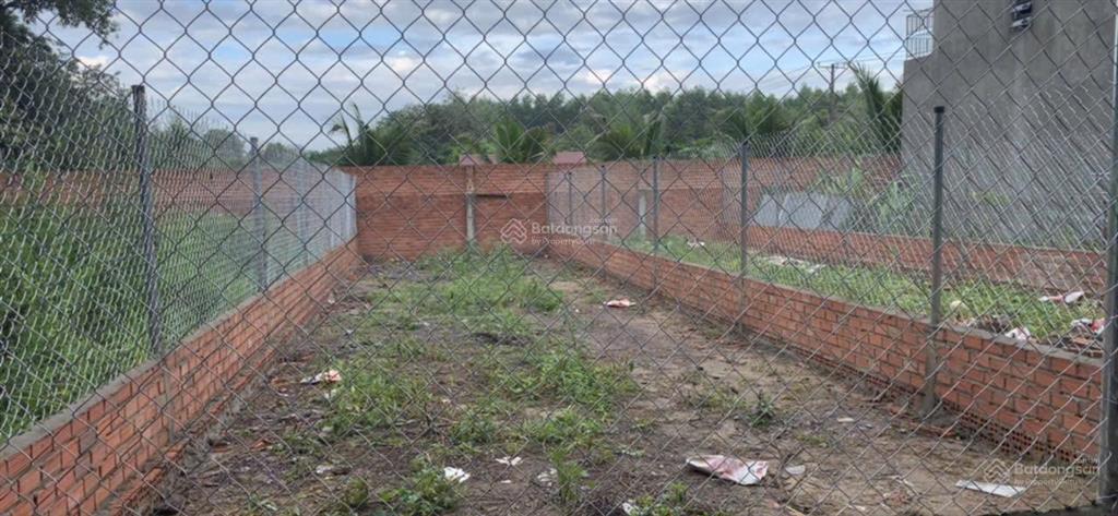 Kẹt tiền cần bán gấp đất mặt tiền