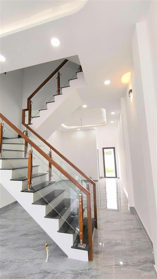 Bán nhà mặt tiền đường đinh đức thiênh gần chợ hưng long, bình chánh giá mềm