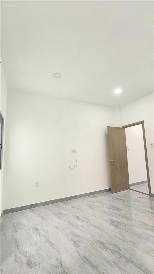 Bán nhà mặt tiền đường đinh đức thiênh gần chợ hưng long, bình chánh giá mềm