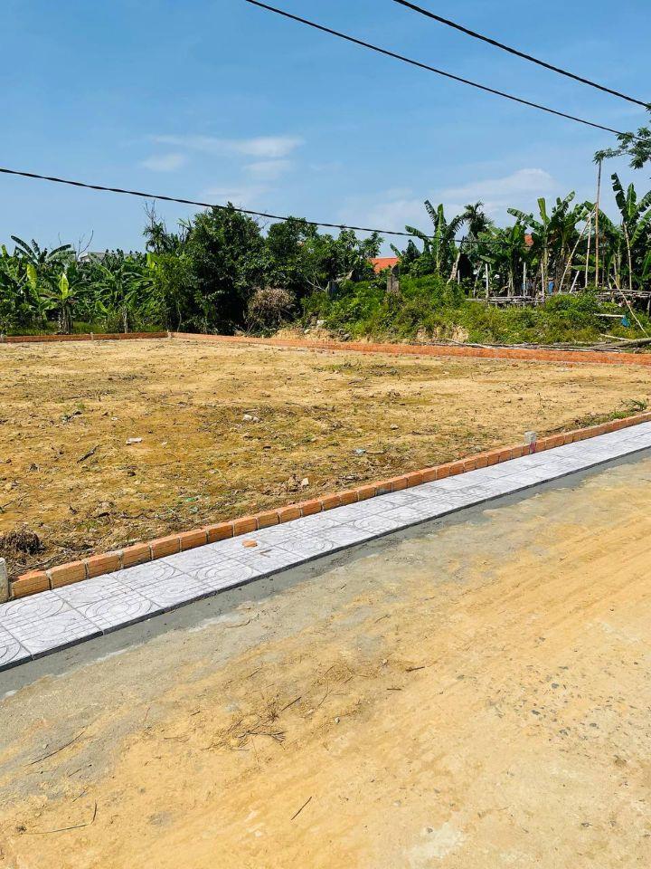 Bán Nhanh Trong Tuần Này – Lô Đất Gần Chợ Lệ Trạch Giá 6xx  