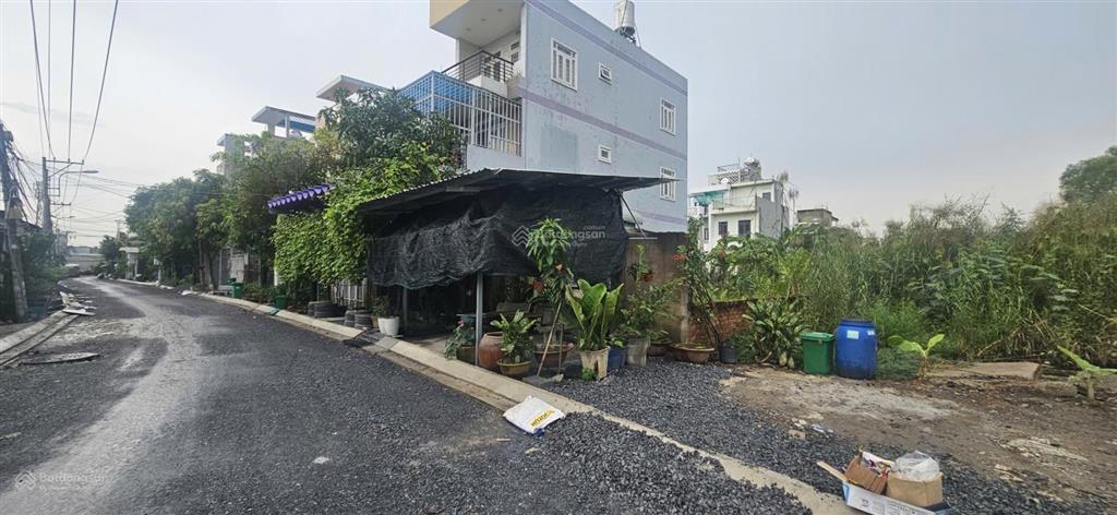 2.000m2 đất phân lô 4 mặt tiền trường thạnh, q9