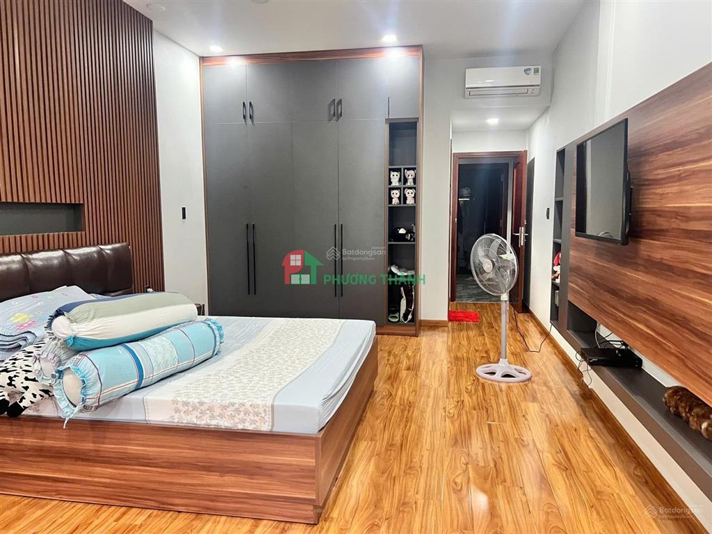 Nhà đường ô tô thái ly kết cấu hiện trạng 5 tầng, nội thất hiện đại. đang cho thuê.