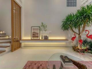 Bán nhà mặt phố tại bình thạnh, cách chợ bà chiểu chưa đến 500m. diện tích 12m x 20m hầm 6 lầu