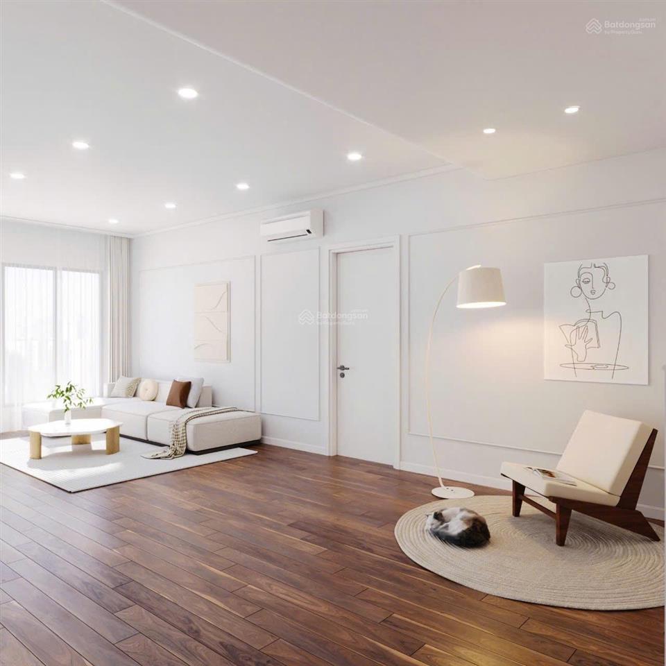 Bán nhà mặt phố tại bình thạnh, cách chợ bà chiểu chưa đến 500m. diện tích 12m x 20m hầm 6 lầu