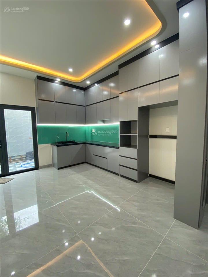 Cần bán nhà riêng xây mới 5mx17m, 1 trệt 3 lầu, nguyễn thị sóc, bà điểm, hóc môn