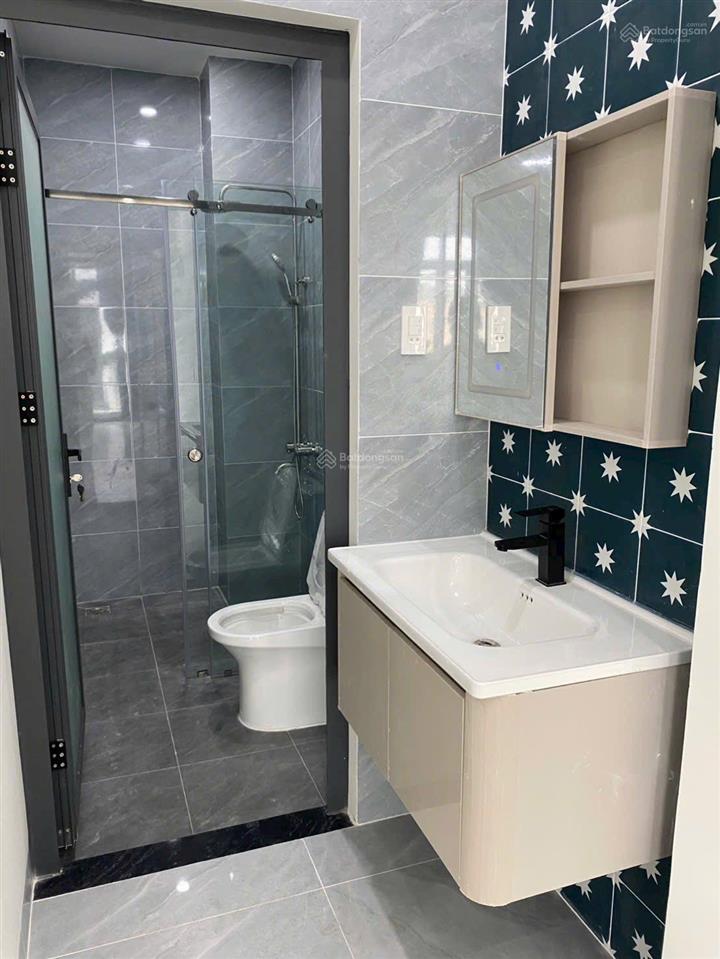 Cần bán nhà riêng xây mới 5mx17m, 1 trệt 3 lầu, nguyễn thị sóc, bà điểm, hóc môn