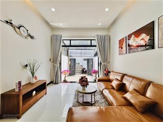 80m2 siêu rộng 3 tầng full nội thất gần emart 2 hơn 5 tỷ