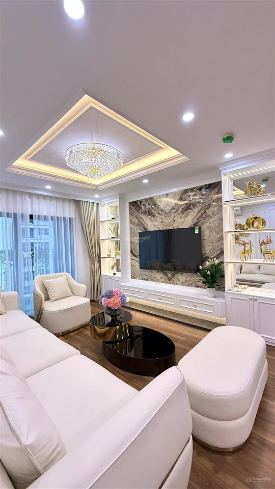 Bán căn 3 ngủ rộng view siêu thoáng, đón gió quanh năm
goldmark city 136 hồ tùng mậu