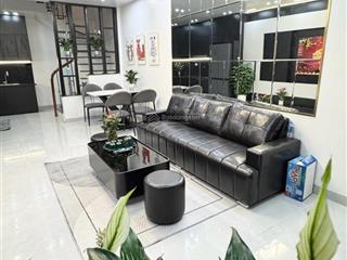 Nhà tam trinh !! ô tô đỗ , 2 thoáng , 38m2 , 6 tầng , giá 7,6 tỷ