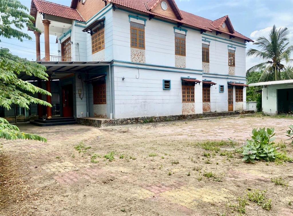 Bán gấp nr 1000m2, 5pn, 4wc tại đường 9, p long bình, q9, hcm, 25.5 tỷ vnd