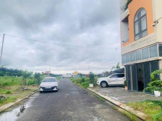 Cần bán gấp đất mặt tiền lê văn miến, nằm giữa phan văn định và nguyễn an ninh!