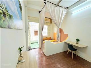 Cho thuê phòng ban công ngay đường nguyễn trãi q1 gần chợ bến thành, cv 23/9