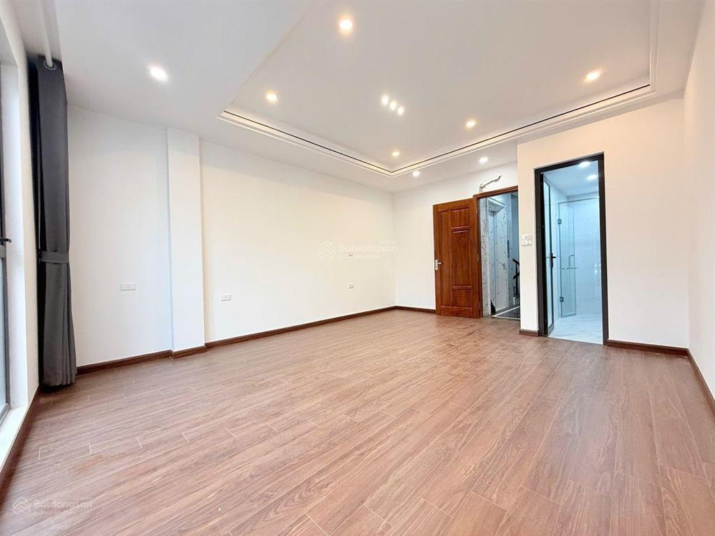 72m2 phân lô kim đồng ngõ 43  vỉa hè  thích hợp làm văn phòng & ở