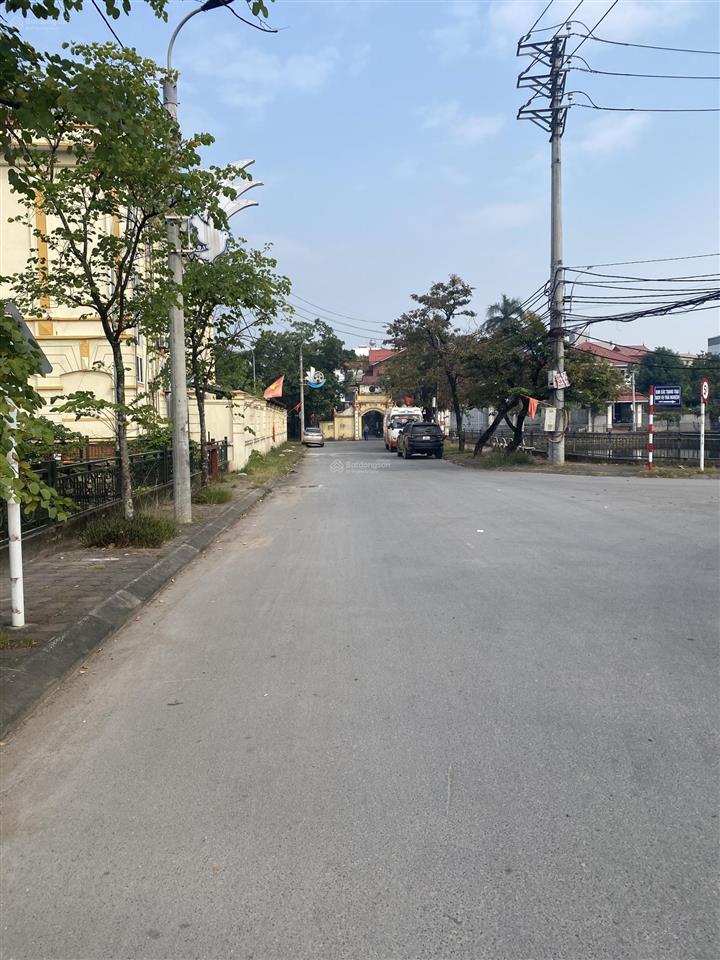 Bán nhà xây mới đông mỹ 61,6m, 6,65 tỷ, trung tâm xã nam phú, trường tiểu học đông mỹ 700m