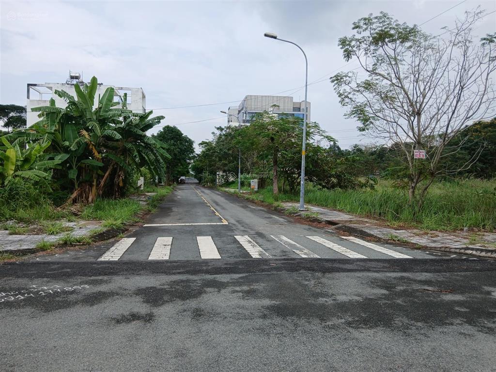 Bán 3 lô góc hai mặt tiền tại kdc cát lái, vị trí đắc địa, giá đầu tư