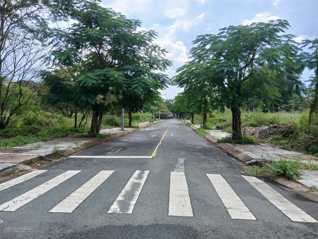 Bán 3 lô góc hai mặt tiền tại kdc cát lái, vị trí đắc địa, giá đầu tư