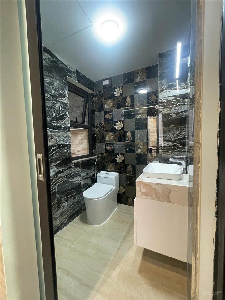 Bán nhà đẹp nguyễn văn cừ tt tiện ích 2 thoáng vĩnh viễn full nội thất cao cấp 45m2 hơn 11 tỷ