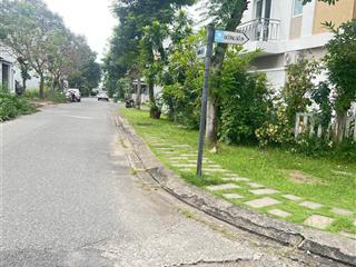 Nha 5tầng kdc phong phú 4 (5x20) 100m sổ hồng roêng giá nhỉn 8tỷ