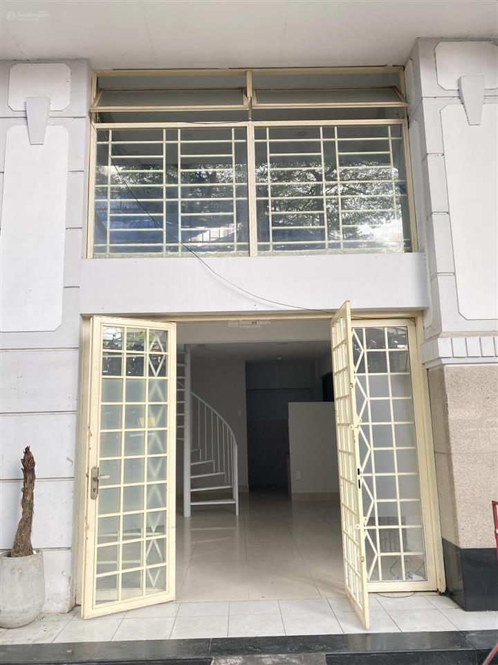Bán shophouse h3 hoàng diệu, 6 tỷ vnd, 91m2, 3pn + 3wc tại quận 4, hcm hot