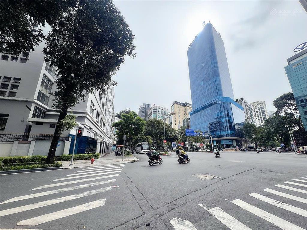 Bán nhà mặt tiền đ. hàm nghi, p. nguyễn thái bình, q. 1 hiếm ngang 8,2m*18m vị trí hội tụ đẳng cấp