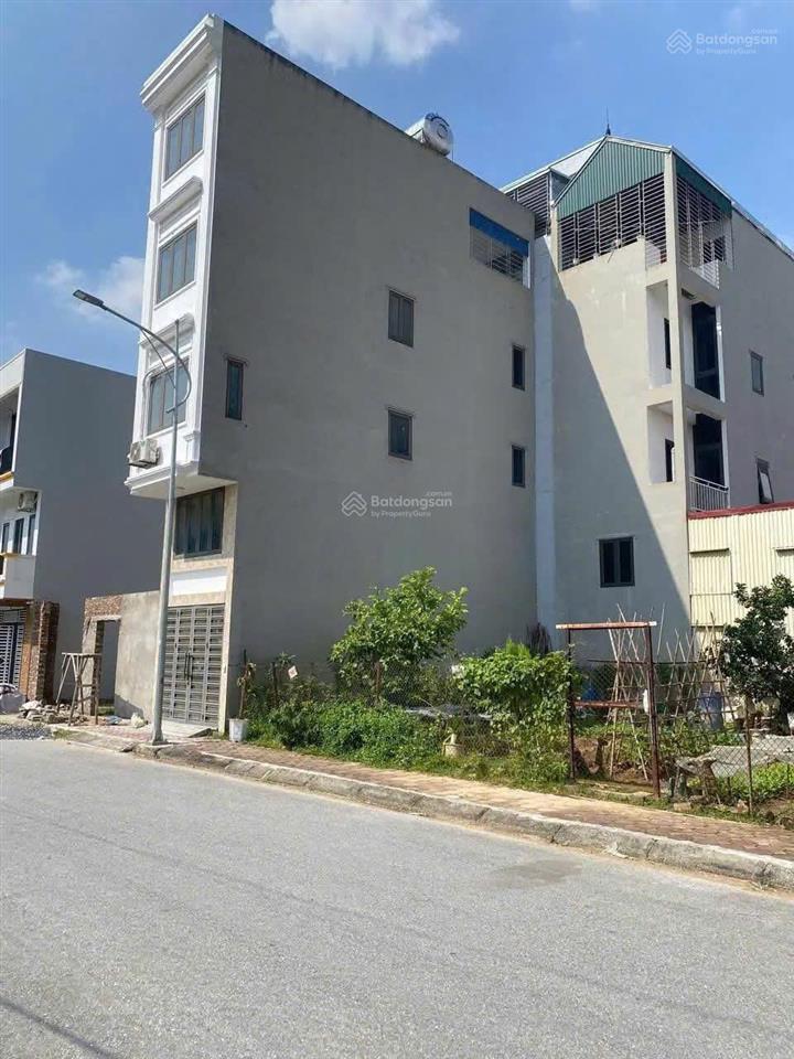 Thua lỗ coin em bán gấp lô đất phú cát hoà lạc giá 3 tỷ 100m2 cách ql21 100m2, sổ sẵn