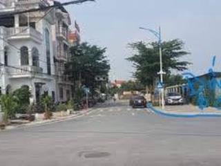 LÔ GÓC, Ô TÔ TRÁNH, HẠ TẦNG ĐỒNG BỘ, CÁCH ĐHQG 1KM, ĐH FPT 2.5KM, METRO 350M, CHỈ 2.8 TỶ