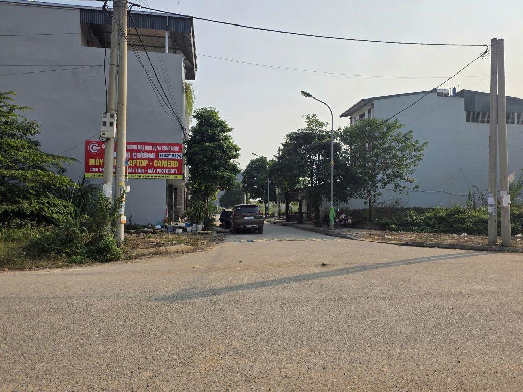 NHỈNH 4 TỶ, LÔ GÓC, ÔTÔ TRÁNH, TÂN XÃ, 500M TỚI ĐH FPT, 1.5KM ĐHQG HÀ NỘI, 2KM TỚI METRO 5