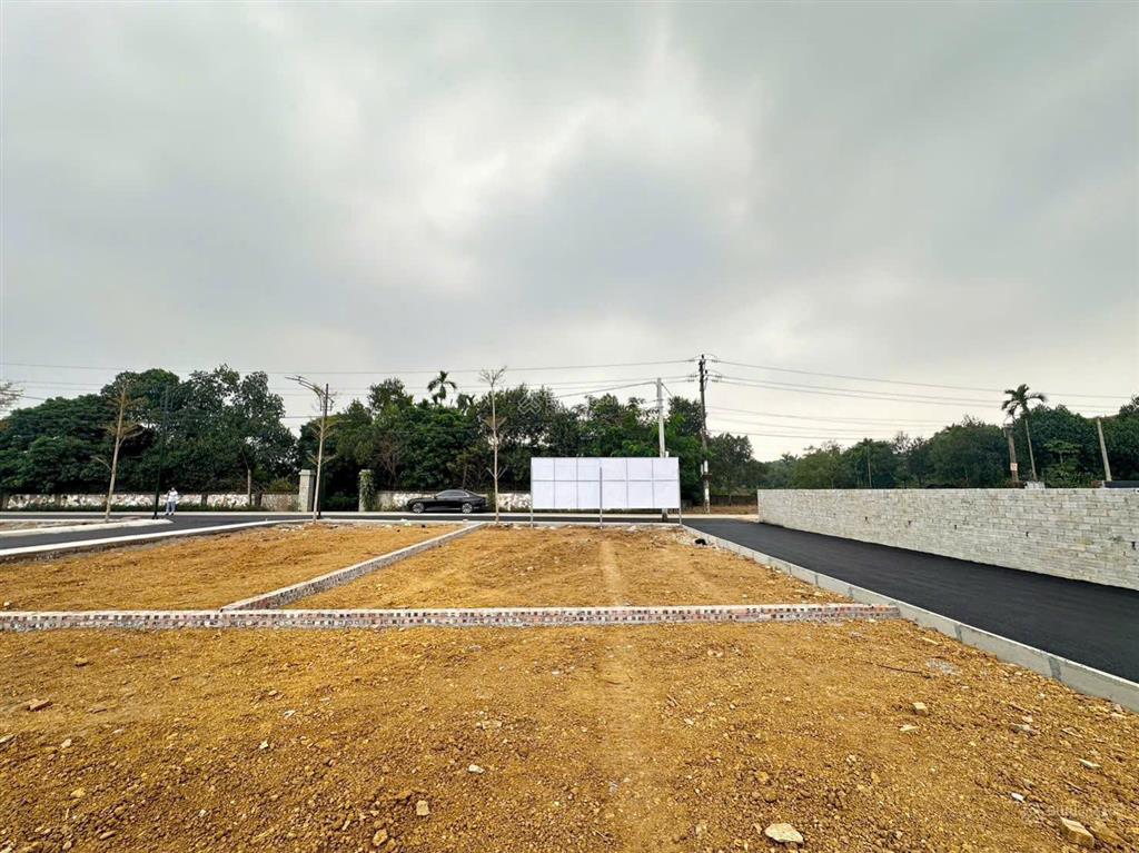 Lô độc nhất 100m² đất 2 mặt tiền (mt 6.5m) cổ đông | ôtô tránh  sổ đỏ sẵn | 3.x tỷ.